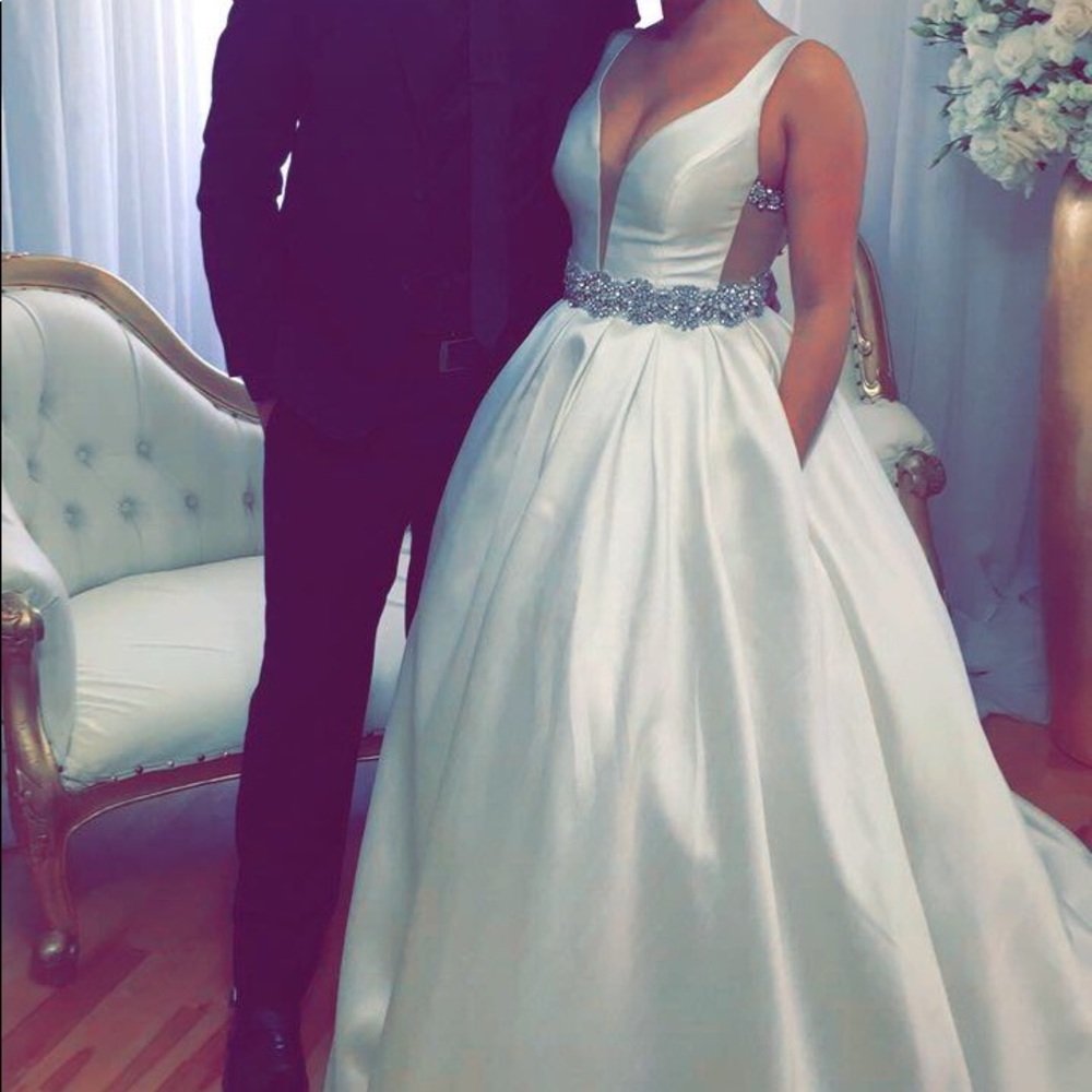 Wedding dress